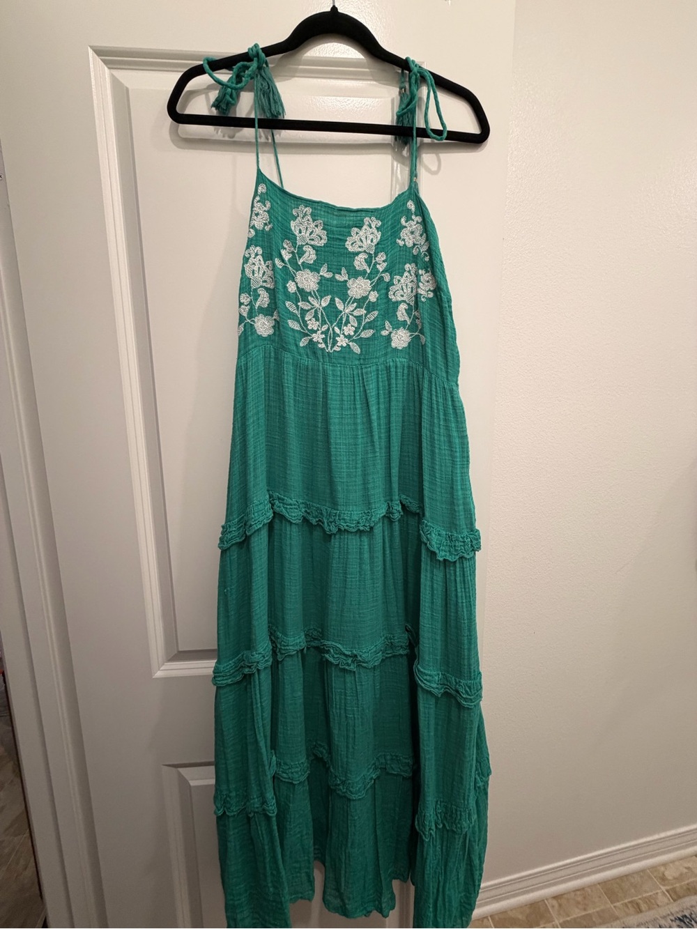 En Creme Teal Maxi Dress with White Floral Embroidery